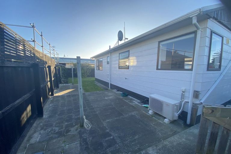 Photo of property in 25 Sandra Street, South New Brighton, Christchurch, 8062