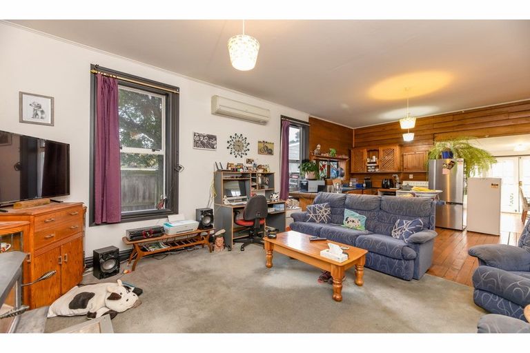 Photo of property in 77 Mathesons Road, Phillipstown, Christchurch, 8011