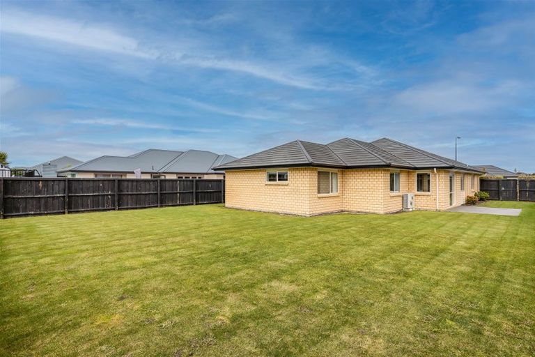 Photo of property in 6 Hardwell Way, Rolleston, 7615