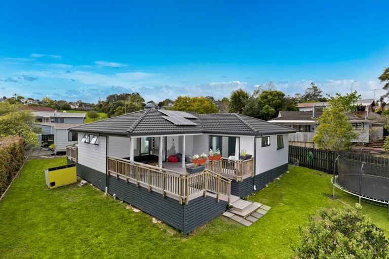 Photo of property in 125 Solar Road, Glen Eden, Auckland, 0602
