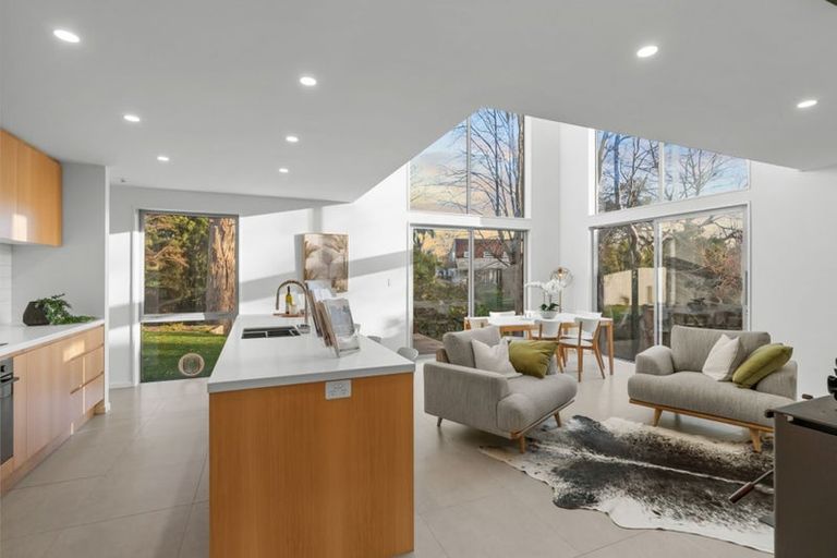 Photo of property in 57 Parkstone Avenue, Ilam, Christchurch, 8041