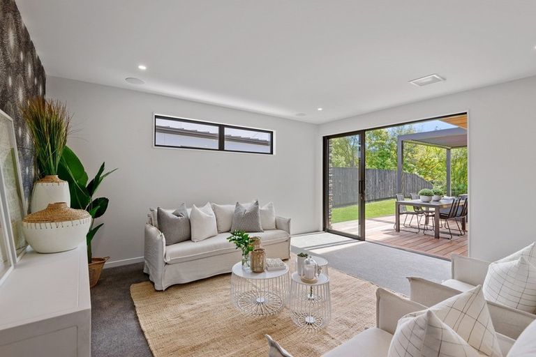 Photo of property in 88c Hinau Street, Riccarton, Christchurch, 8041