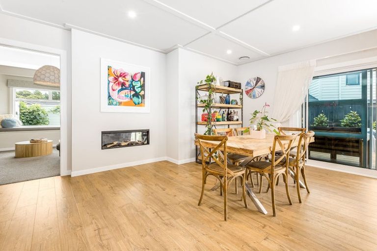 Photo of property in 22 Topsail Way, Whitby, Porirua, 5024
