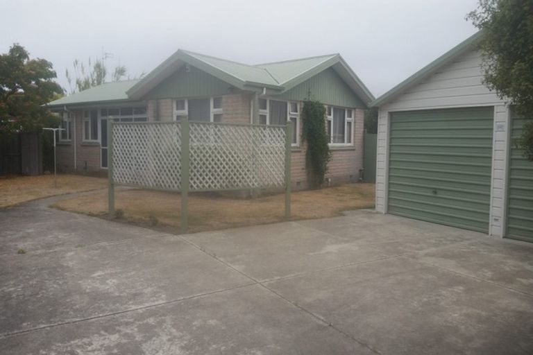 Photo of property in 95 Inwoods Road, Parklands, Christchurch, 8083