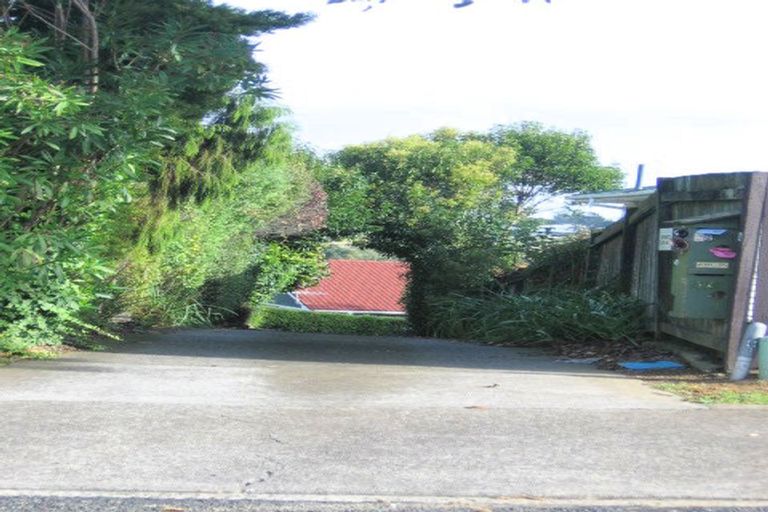 Photo of property in 18a Ellesmere Crescent, Pakuranga Heights, Auckland, 2010