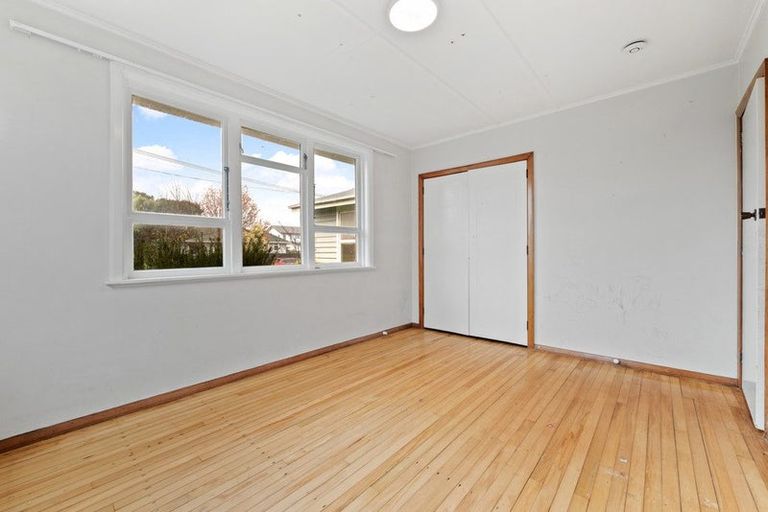 Photo of property in 30 Paddington Street, Northcote, Christchurch, 8052