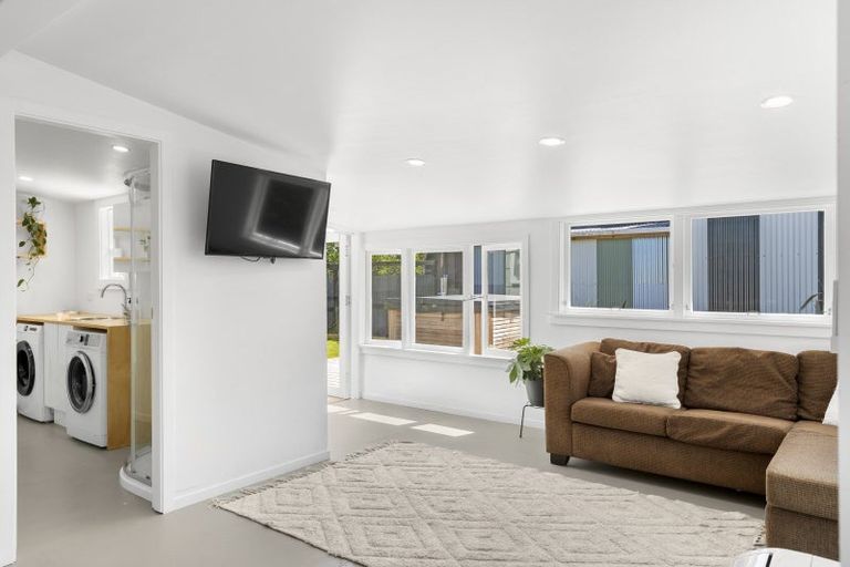 Photo of property in 25 Rintoul Street, Westport, 7825