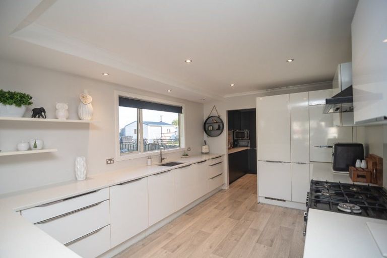 Photo of property in 10 Alexandra Street, Temuka, 7920