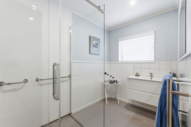 Photo of property in 12a Kent Road, Saint Johns Hill, Whanganui, 4501
