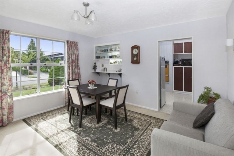 Photo of property in 7 Hawkswood Place, Avonhead, Christchurch, 8042