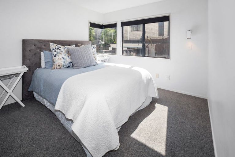 Photo of property in 156 Marine Parade, Mount Maunganui, 3116