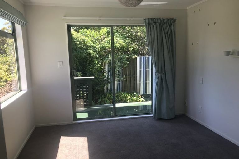 Photo of property in 72 Standen Street, Karori, Wellington, 6012