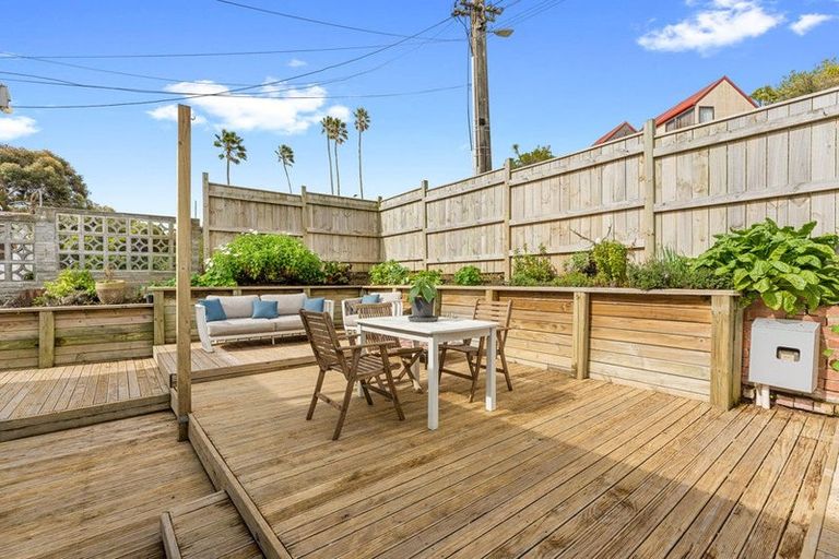 Photo of property in 32 Hipango Terrace, Durie Hill, Whanganui, 4500