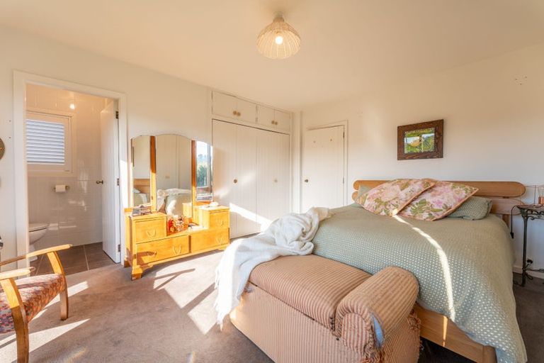 Photo of property in 82 Douglas Street, Highfield, Timaru, 7910
