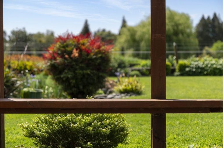 Photo of property in 35 Edgewater Grove, Whakatane, 3120