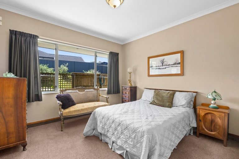 Photo of property in 129 Kent Terrace, Taradale, Napier, 4112
