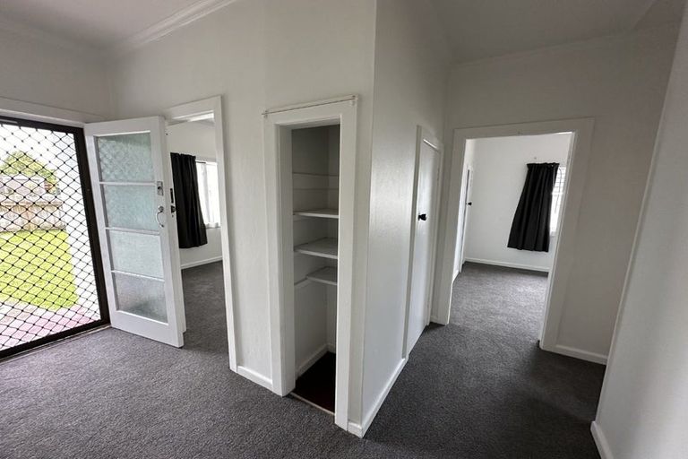 Photo of property in 88 Nikau Street, New Lynn, Auckland, 0600