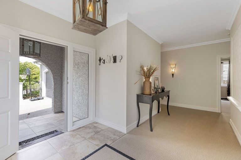Photo of property in 6 Carlton Avenue, Palmerston North, 4414
