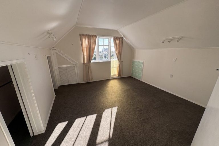 Photo of property in 34 Chester Street, Levin, 5510
