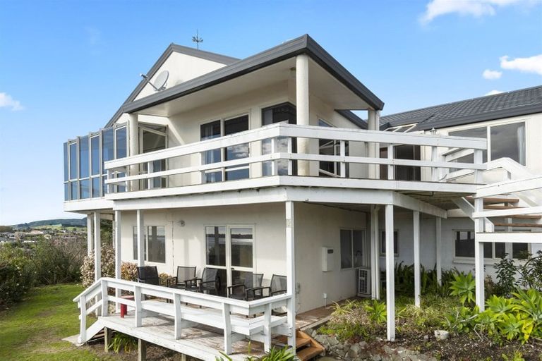 Photo of property in 6 Keam Way, Welcome Bay, Tauranga, 3112