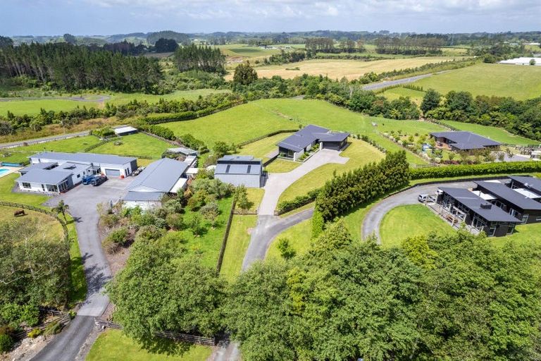 Photo of property in 13 Thomason Road, Egmont Village, New Plymouth, 4371