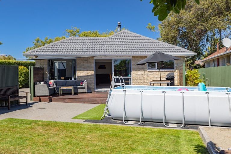 Photo of property in 105 Lowry Avenue, Redwood, Christchurch, 8051
