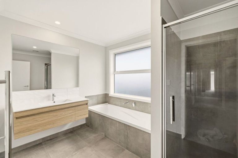 Photo of property in 17 Goodwin Crescent, Pyes Pa, Tauranga, 3112