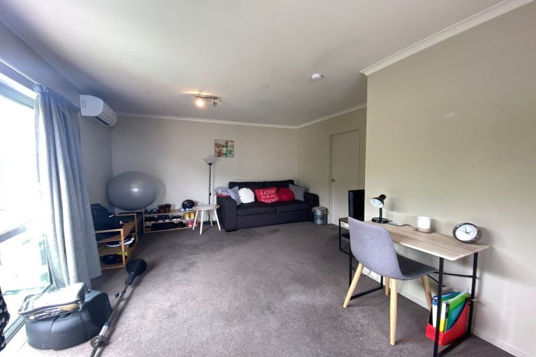 Photo of property in 10-10a Coromandel Street, Wanaka, 9305