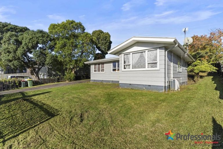 Photo of property in 5 Malmo Place, Manurewa, Auckland, 2102