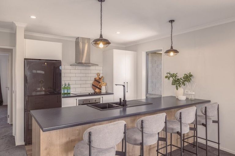 Photo of property in 15 Fairbairn Road, Rolleston, 7614