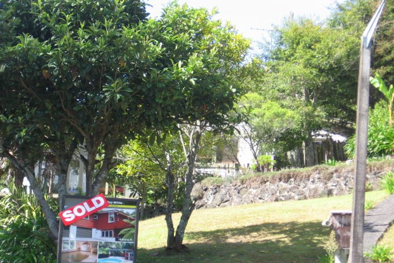 Photo of property in 13 Berne Place, Birkenhead, Auckland, 0626