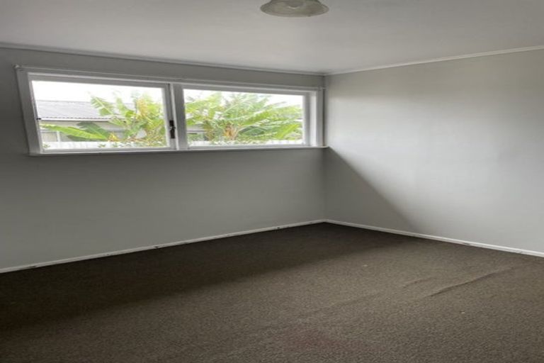 Photo of property in 5 Julian Place, Otara, Auckland, 2023