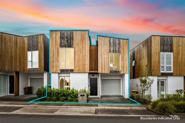 Photo of property in 6 Catalina Drive, Hobsonville, Auckland, 0616