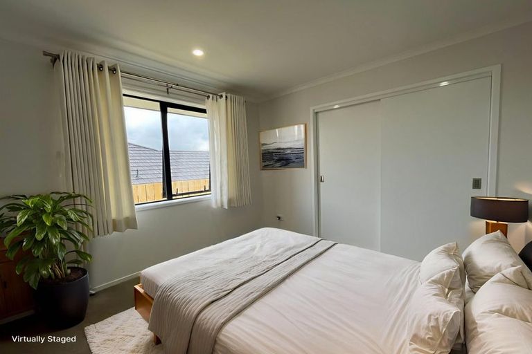 Photo of property in 33a Leathem Crescent, Pokeno, 2402
