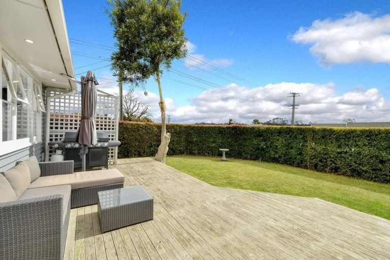 Photo of property in 74 Pooks Road, Ranui, Auckland, 0612