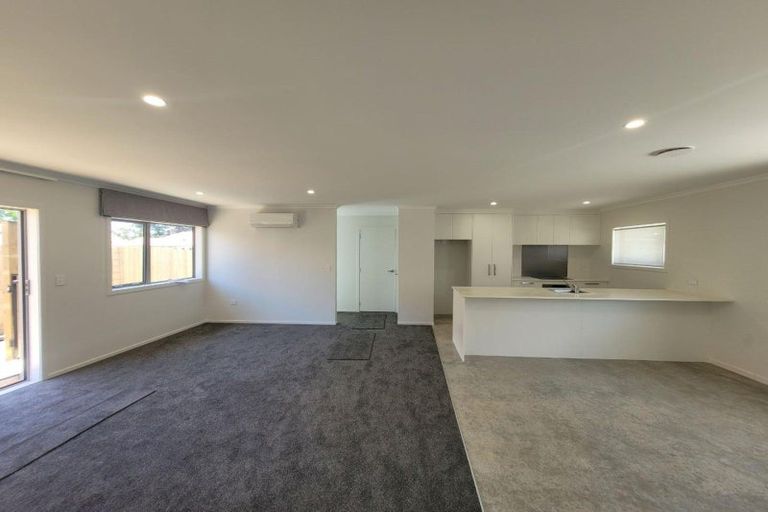 Photo of property in 30 Wrantage Street, Westown, New Plymouth, 4310
