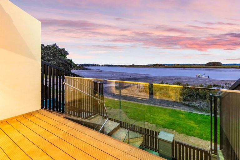 Photo of property in 10/21 Hazards Road, Weymouth, Auckland, 2103