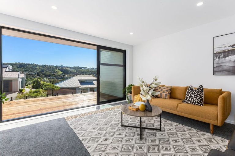 Photo of property in 47c Spyglass Lane, Whitby, Porirua, 5024