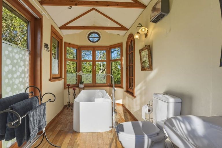 Photo of property in 22 Kilgour Street, Waihola, Milton, 9073