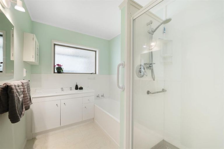 Photo of property in 6 Norrie Street, Te Puke, 3119