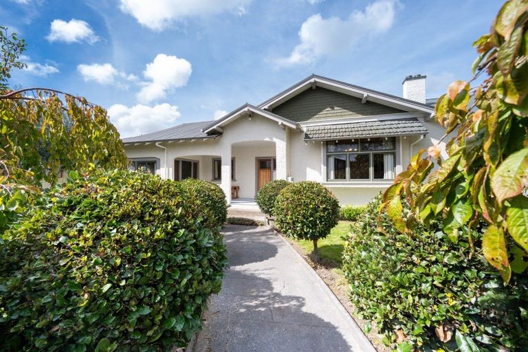 Photo of property in 210 Davis Street, Saint Leonards, Hastings, 4120