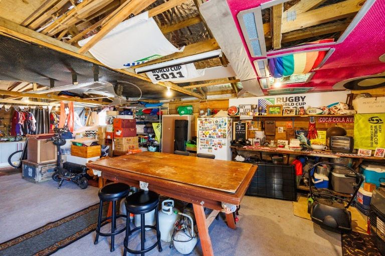 Photo of property in 93 Featherston Street, Takaro, Palmerston North, 4412