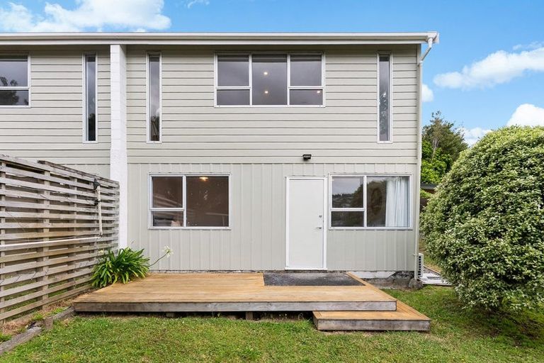 Photo of property in 3 Brydon Way, Paparangi, Wellington, 6037