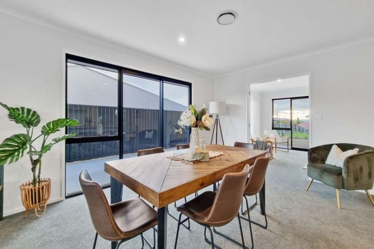 Photo of property in 12 Towhai Crescent, Owhata, Rotorua, 3010