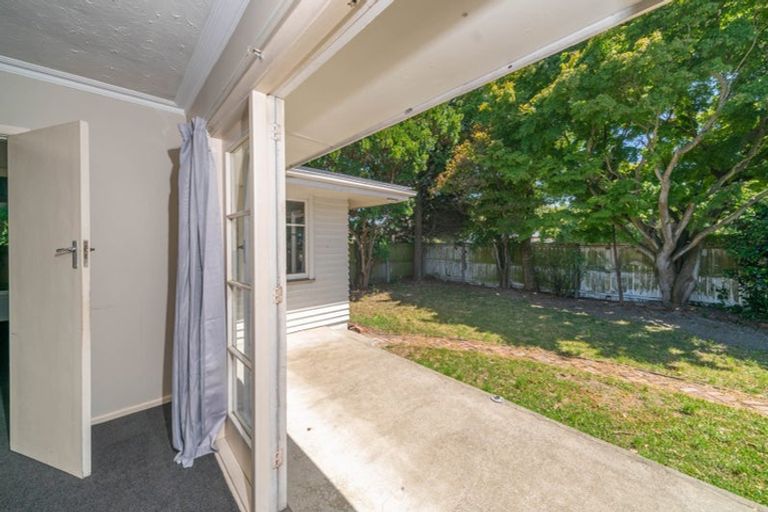 Photo of property in 2/60 Grahams Road, Burnside, Christchurch, 8041