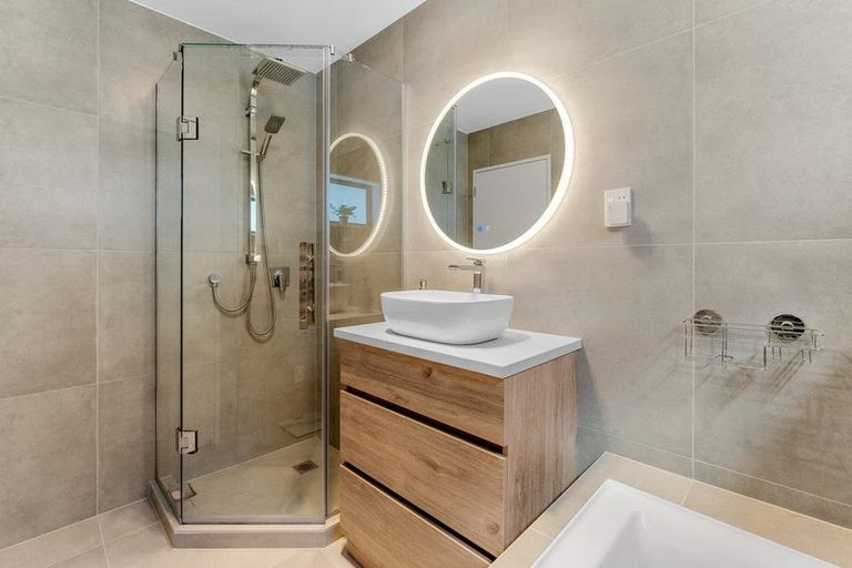 Photo of property in 37 Kairakau Street, Papakura, 2110