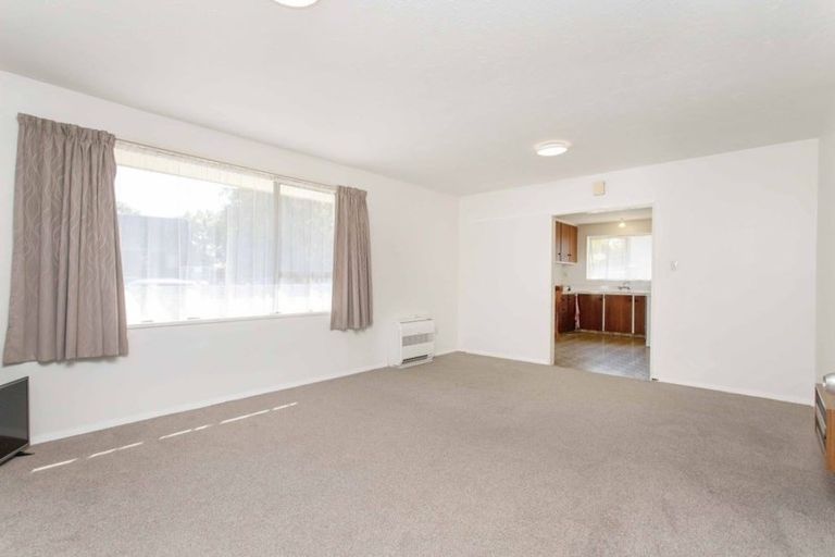 Photo of property in 13 Main South Road, Sockburn, Christchurch, 8042
