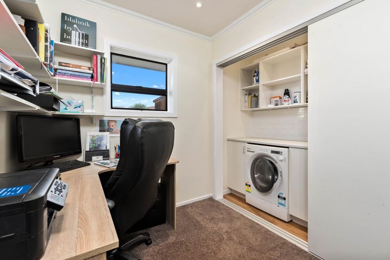 Photo of property in 27 Jollys Road, Cromwell, 9310