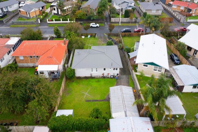 Photo of property in 33 English Street, St Andrews, Hamilton, 3200