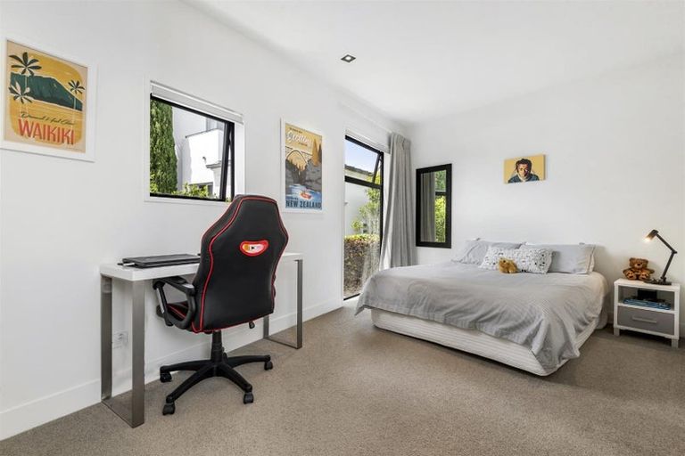 Photo of property in 2a Arthur Crescent, Hauraki, Auckland, 0622